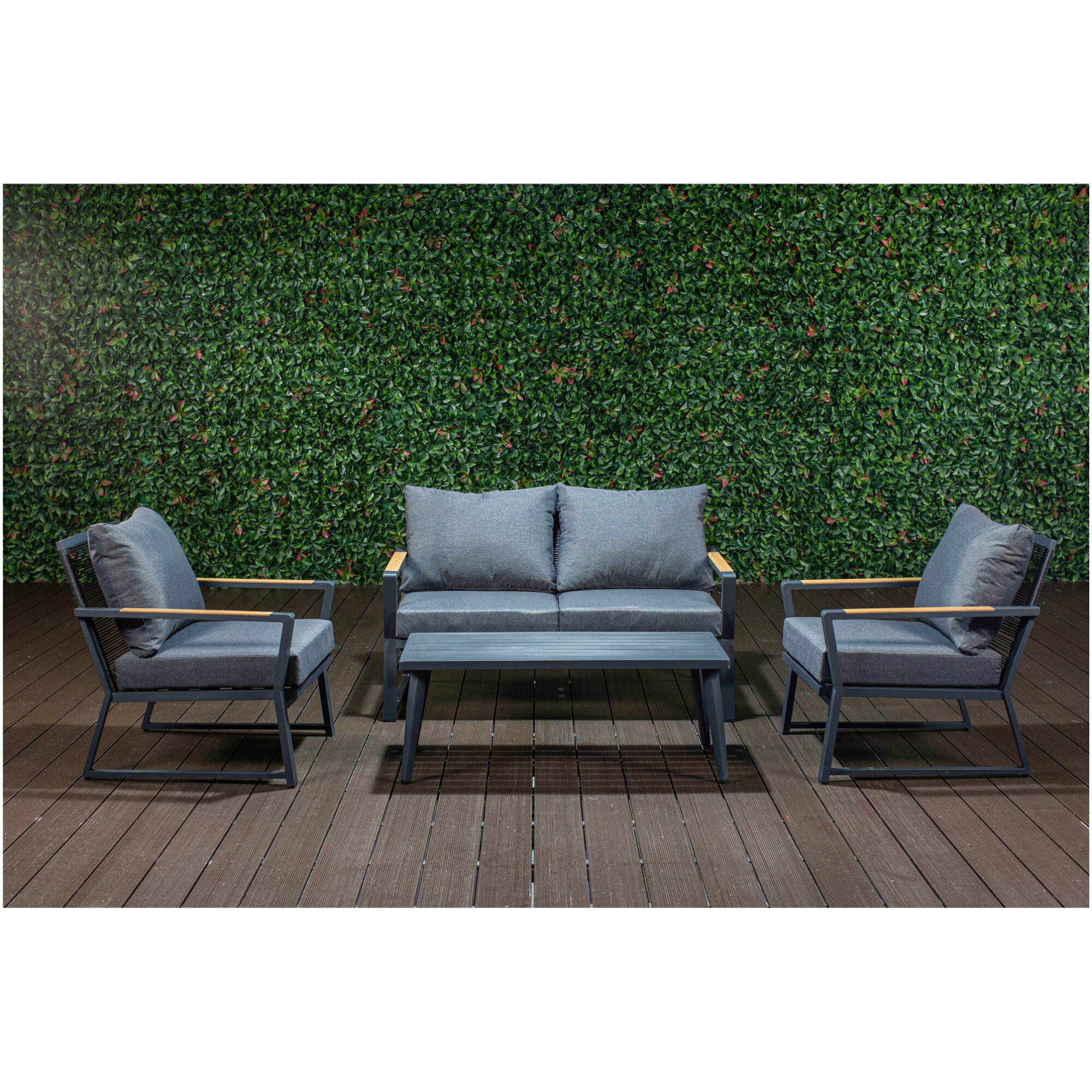 Set mobilier Kring Nitta: 2 fotolii, canapea 2 locuri, mese cafea, perne incluse.